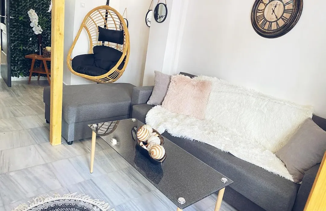 Thisio Loft-1