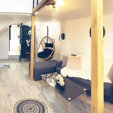 Thisio Loft-2